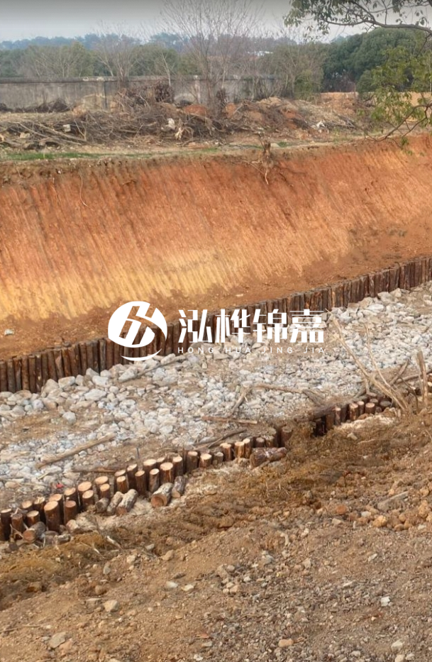 荊州打松木樁施工團隊-河道清淤與河道打樁的先后順序？